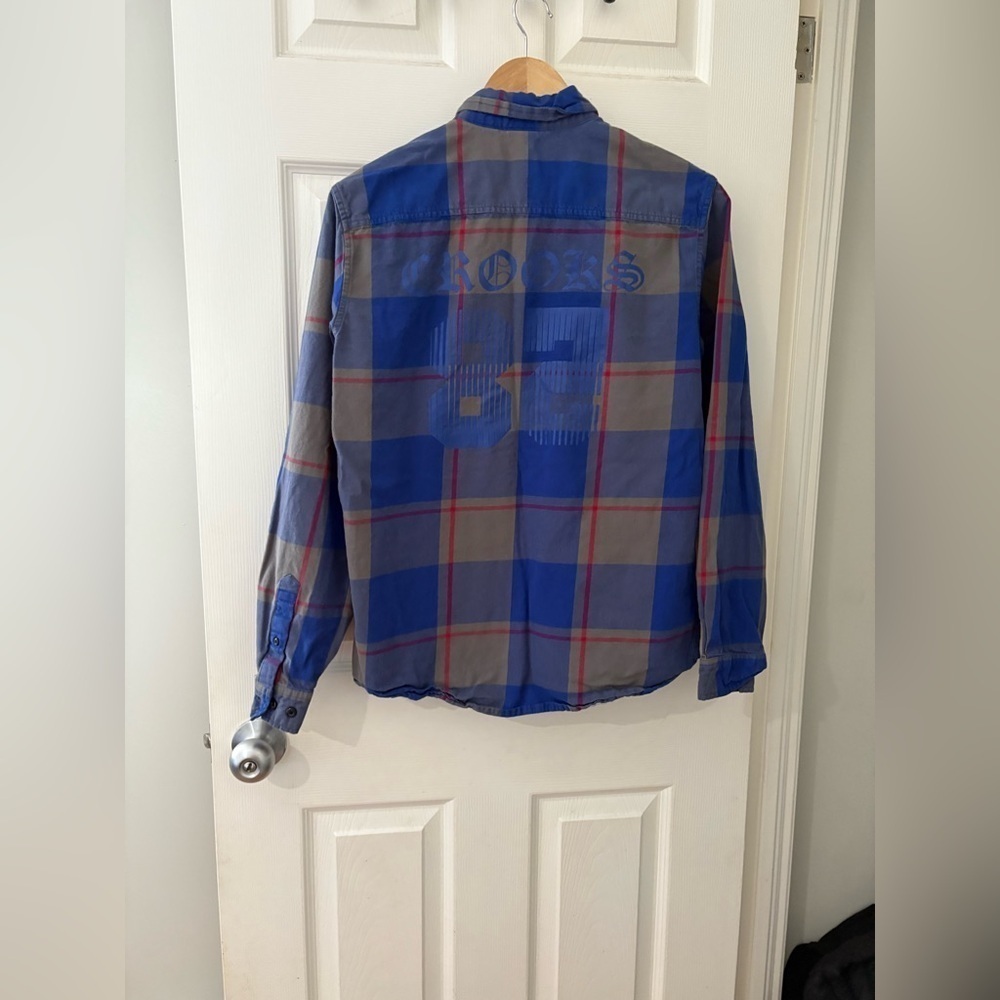 Crooks & Castles blue red plaid back logo button down long sleeve medium